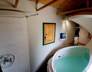 Casita con Tanque de Flotación