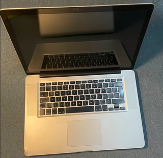Coppia MacBook Pro A1286 per pezzi di ricambio