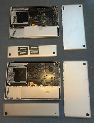 Coppia MacBook Pro A1286 per pezzi di ricambio