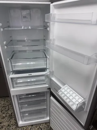 Nevera Hyundai con garantía + transporte