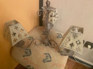 Una lámpara poco usada y nueva