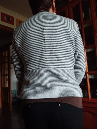 Chaqueta estilo Chanel mujer