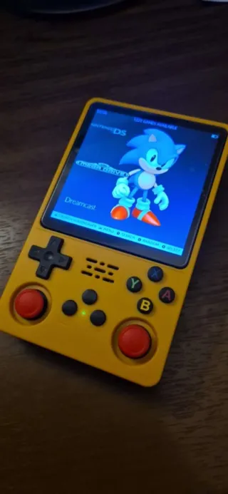 Consola R36PLUS  (Amarillo Retro)