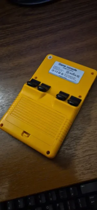 Consola R36PLUS  (Amarillo Retro)