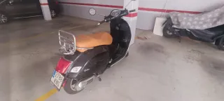 Vespa GTS 125cc 2018 Automática Scooter