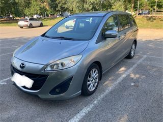 Mazda 5 con 7 plazas, etiqueta amarilla