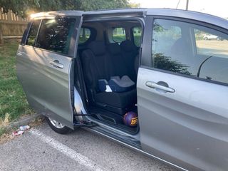 Mazda 5 con 7 plazas, etiqueta amarilla