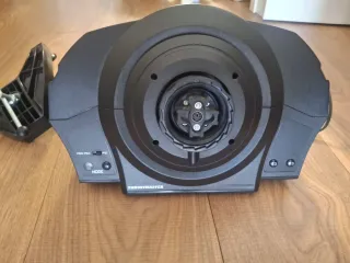 Base Thrustmaster T300 RS + pedali T3PM