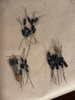 Condensadores Electrolíticos (lee la descripción)