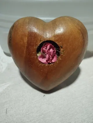 Corazón Heart Art Wendy Isaacson NYC vintage