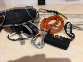 Equipo vías ferratas Rock Empire