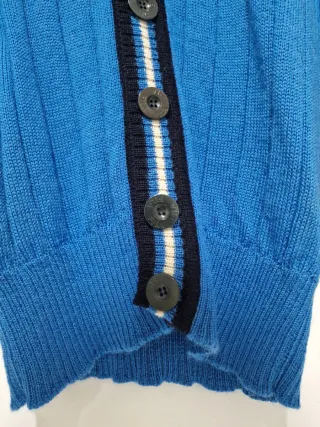 Cárdigan Fila XL 100%  Lana Virgen Azul.