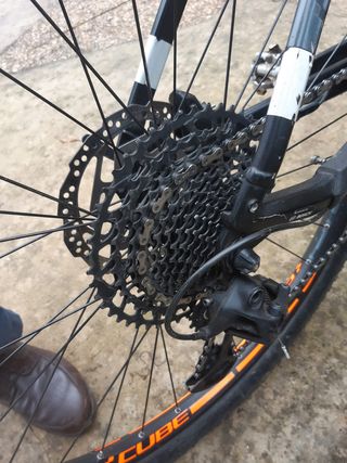 Bicicleta Eléctrica Cube Reacción Pro