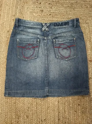 Falda vaquera azul talla 40