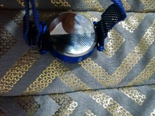 Reloj infantil azul y dorado