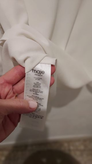 Blusa Maje manga larga volantes talla S