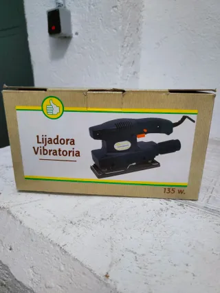 Lijadora Vibratoria 135W