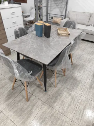 Mesa efecto mármol + 6 sillas nórdicas!! Ofertas!!