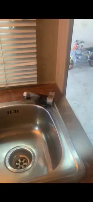 Caravana menos 750kg buen estado