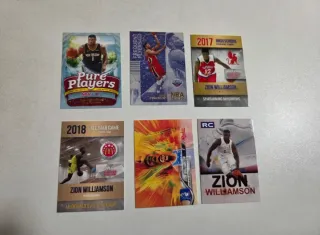 Lote - conjunto de 30 cards de Zion Williamson.