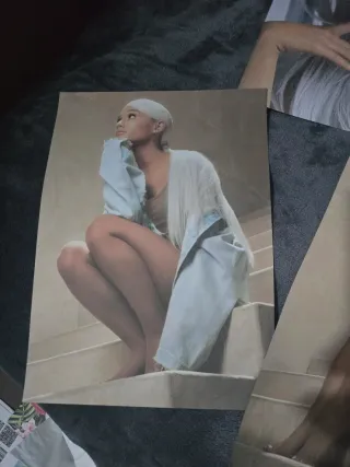Set di 9 Poster di Ariana Grande