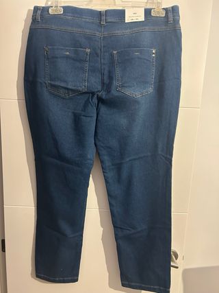 Pack Vaquero C&A + Pantalón Azul Habella Talla 48