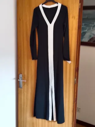 Vestido largo negro y blanco