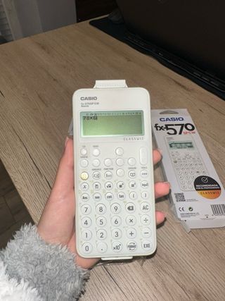 Calculadora Casio fx-570