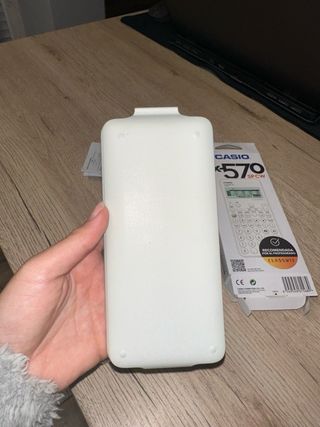 Calculadora Casio fx-570