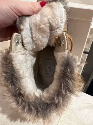 Botines pelo beige/marrón