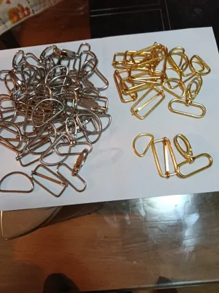 Hebillas y mosquetones varios