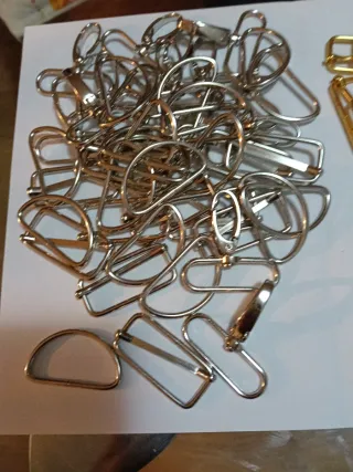 Hebillas y mosquetones varios