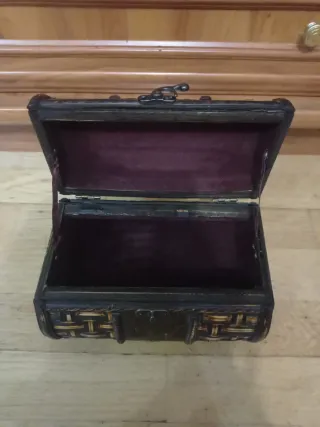 Baúl pequeño decorativo