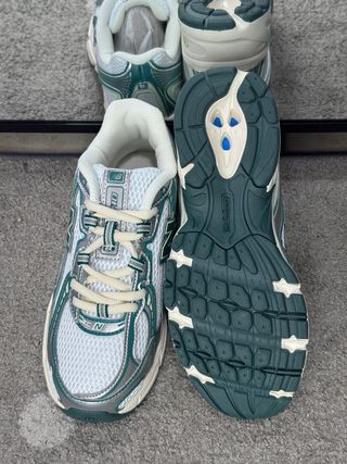 New Balance 740, talla 38