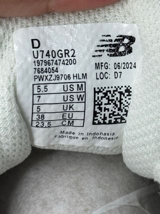 New Balance 740, talla 38