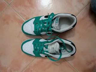 Nike Dunk Low Celtics Talla 42