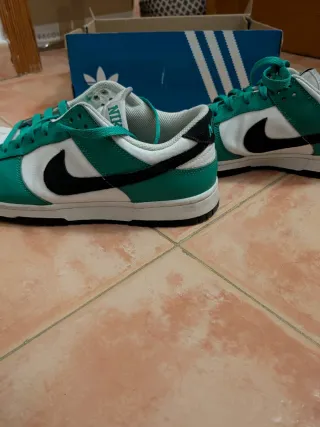 Nike Dunk Low Celtics Talla 42
