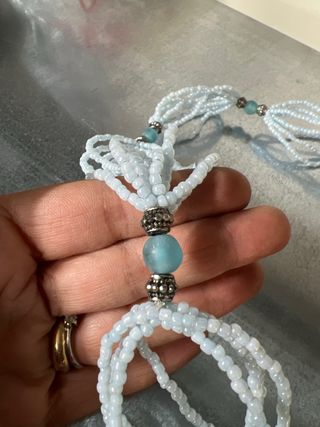 Collana etnica corallini azzurri pietra