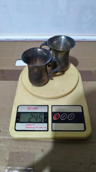 2 Piccole Brocche in Ottone