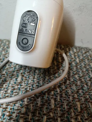 Cámara Vigilancia Arlo Essential Spotlight VMC2030