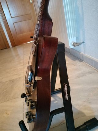 Gibson Les Paul Studio 2011