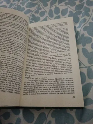 El Manuscrito Carmesi