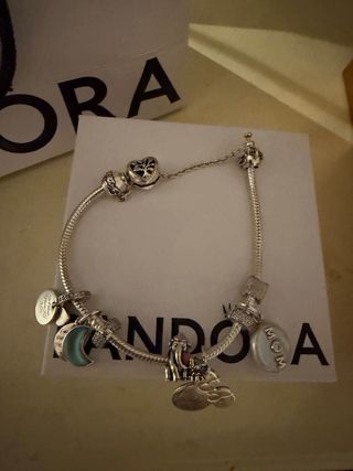 Pulsera Pandora con charms Todo original Nuevo