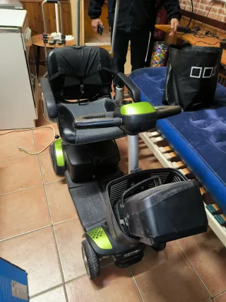 Scooter eléctrico movilidad reducida