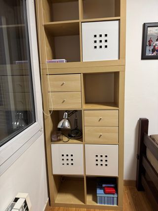 Estantería modular madera y blanco