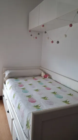 Cama individual 90x190, con 3 cajones y estanteria