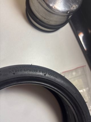 Rueda CST 8 1/2x2 L para patinete