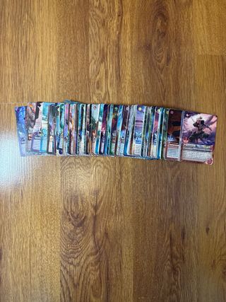 200 Cartas Fantasy Riders 2019 con caja y album.