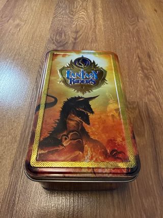 200 Cartas Fantasy Riders 2019 con caja y album.