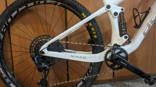 Bicicleta Berria Mako MTB
